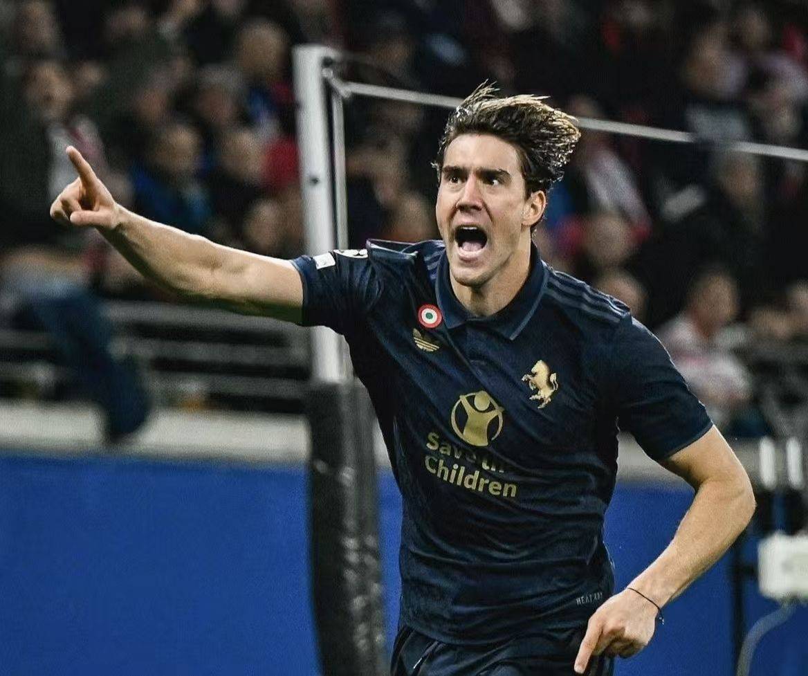 关于欧冠转会期走向成谜,那不勒斯止住颓势,气氛紧张,资深球员宣示担当的信息 关于欧冠转会期走向成谜,那不勒斯止住颓势,气氛紧张,资深球员宣示担当的信息