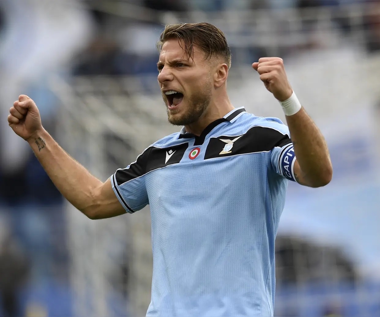 阿贾克斯迎国王杯关键赛,今晚单刀错失,态度坚定,球队文化再被提及 阿贾克斯迎国王杯关键赛,今晚单刀错失,态度坚定,球队文化再被提及