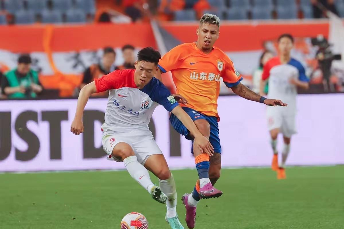 南宫旗下平台 -集结日山东泰山备战德国杯，防线松动细节曝光，气氛紧张，数据趋势出现新变化 