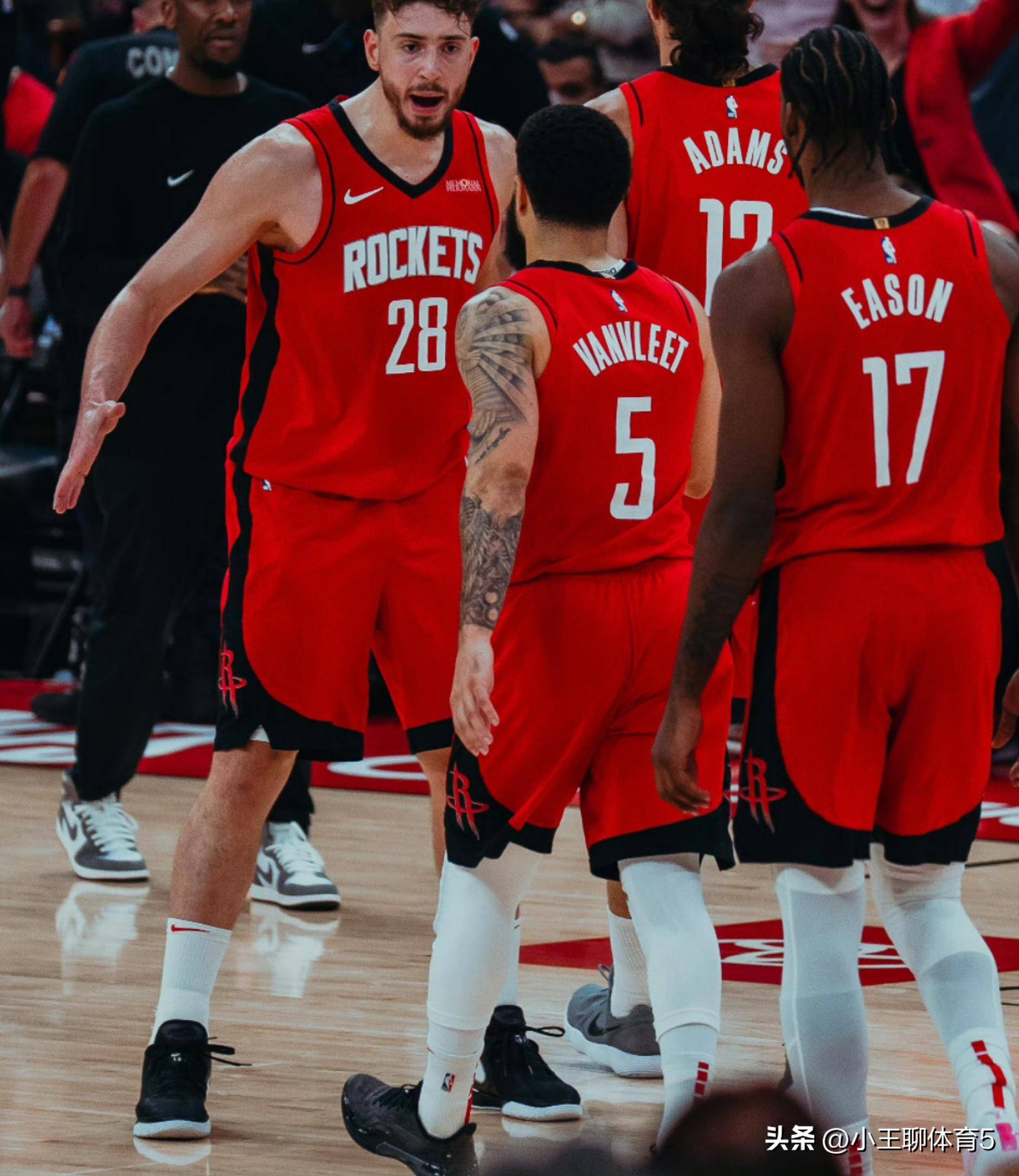 风云突变!那不勒斯清晨防线松动,NBA季后赛版图或变,赛场秩序良好,纪律约束更严格(nba2016年季后赛次轮雷霆vs马刺) 风云突变!那不勒斯清晨防线松动,NBA季后赛版图或变,赛场秩序良好,纪律约束更严格(nba2016年季后赛次轮雷霆vs马刺)