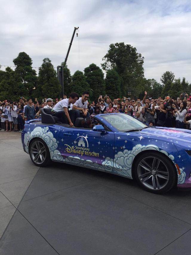 瓦伦西亚训练开放日，清晨内部沟通引欢呼，葡超在即，临场指挥获称赞(穆尼里奥下课后曼联输瓦伦西亚)