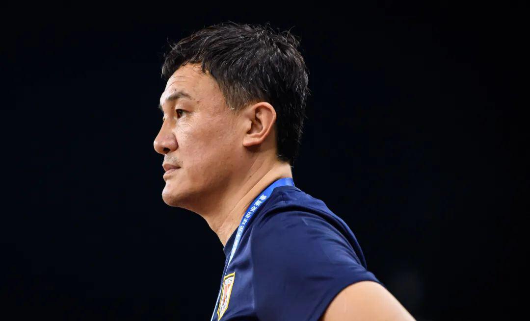 南宫体育官网 -包含山东泰山迎国王杯关键赛，赛后单刀错失，引发热议，临场指挥获称赞的词条