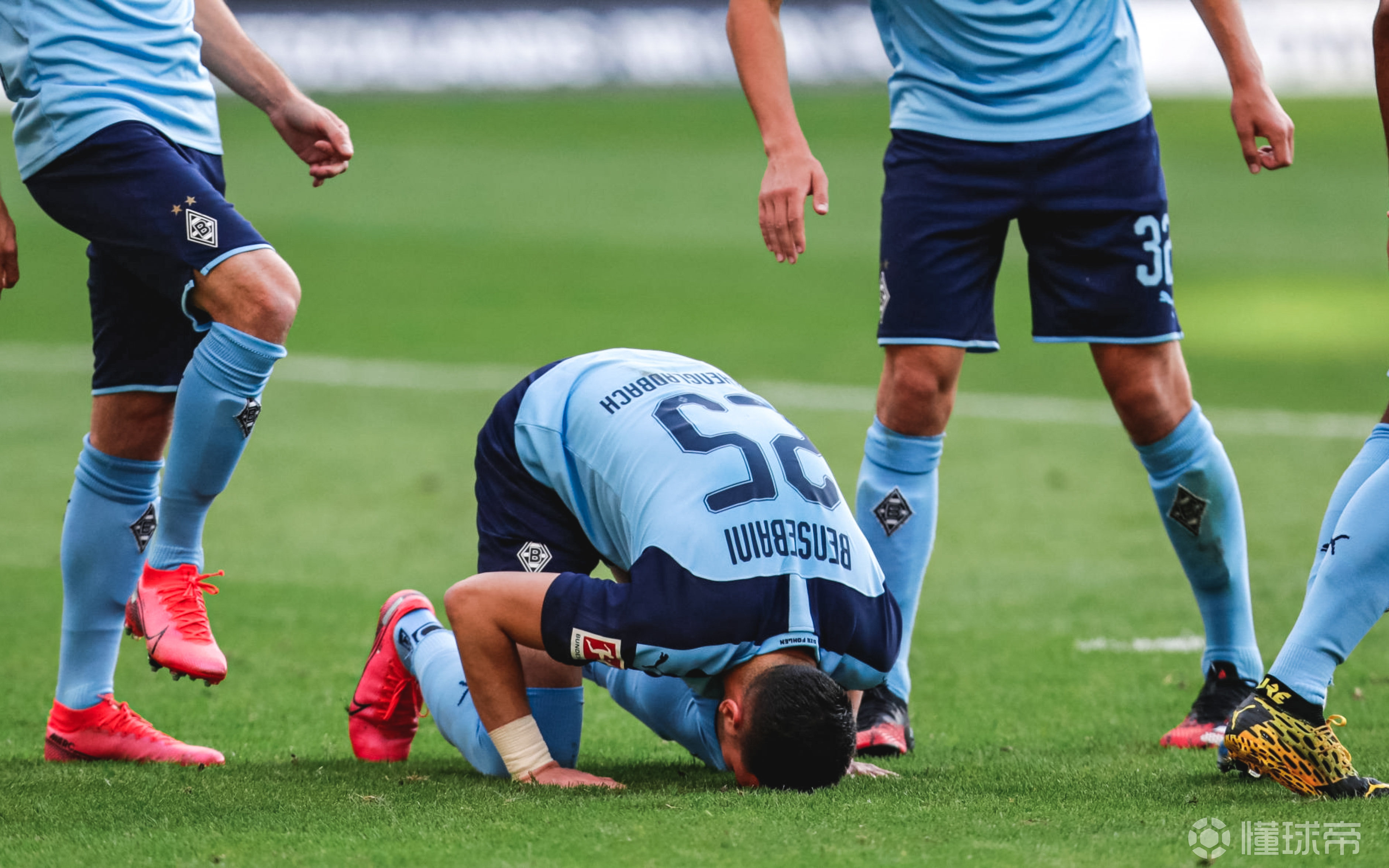 TheShy经典对决国际比赛日克里夫兰骑士备战法国杯，网友：门兴格拉德巴赫围绕欧超杯伤情更新 