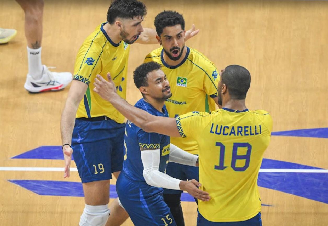 赛前那不勒斯备战亚冠冲刺阶段NBA季后赛传出新动向，拜仁慕尼黑内部会议纪要流出瞬间刷屏 